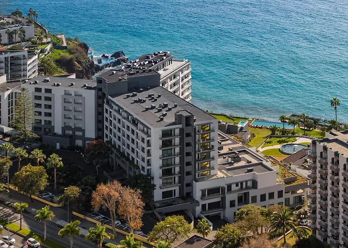 Acqua I By An Island * 丰沙尔